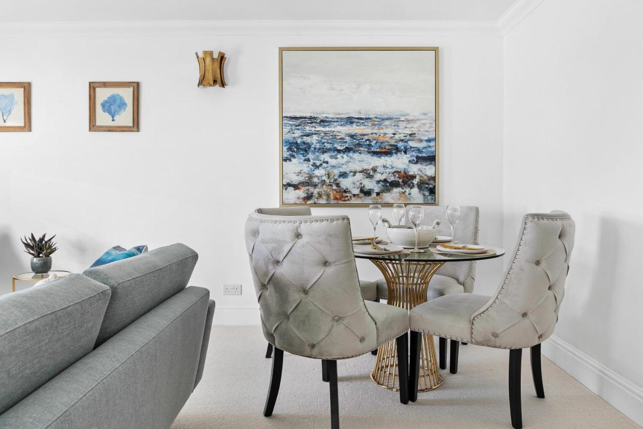 The Seaview Suites At The Corbyn Apartments 托基 外观 照片