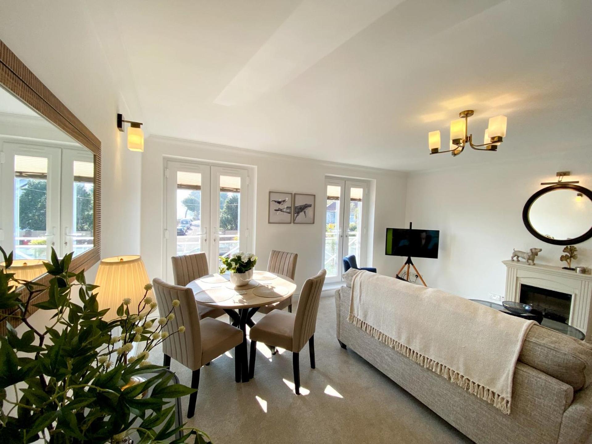 The Seaview Suites At The Corbyn Apartments 托基 外观 照片